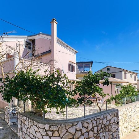 Apartment Angela Čunski エクステリア 写真